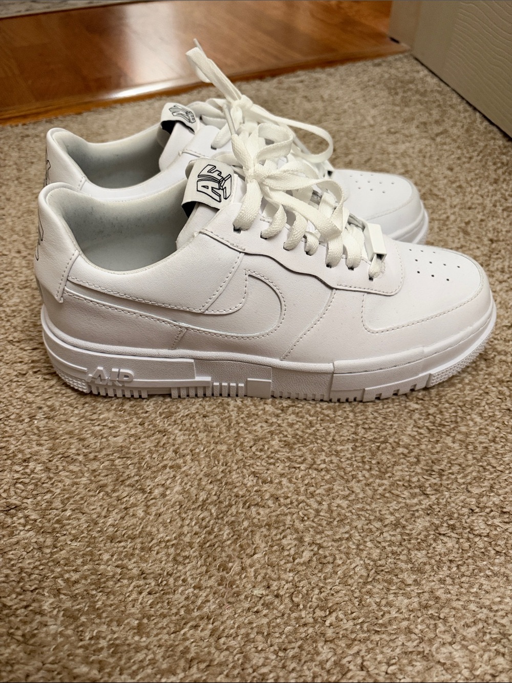 Women’s Nike Air Force 1 Pixel